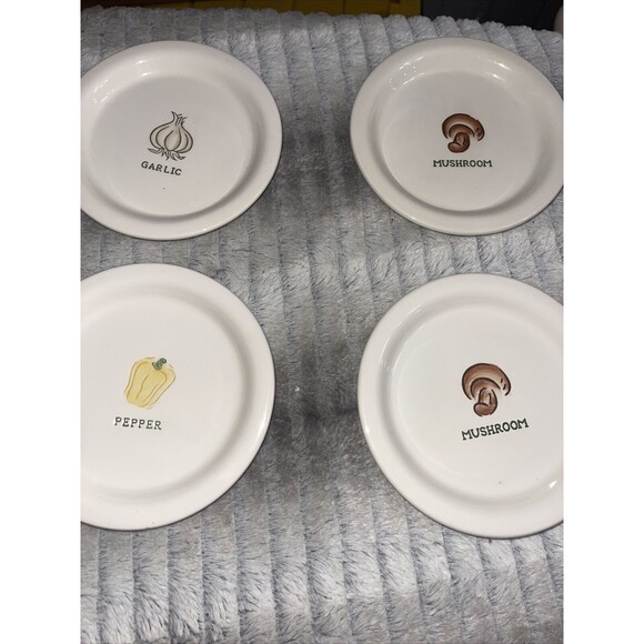 Pottery Barn Outlet Set of 4 Appetizer Snack Dessert Plates Vegetable Images - Picture 1 of 10
